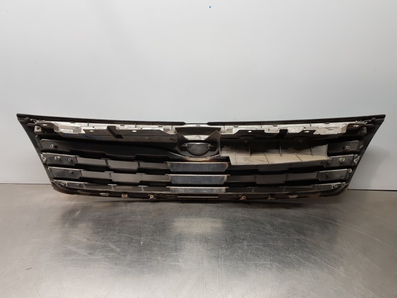 Recambio de rejilla delantera para subaru forester s12 xt referencia OEM IAM   