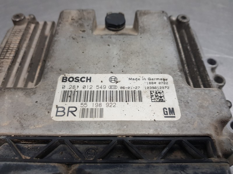 Recambio de centralita motor uce para opel zafira b cosmo referencia OEM IAM   