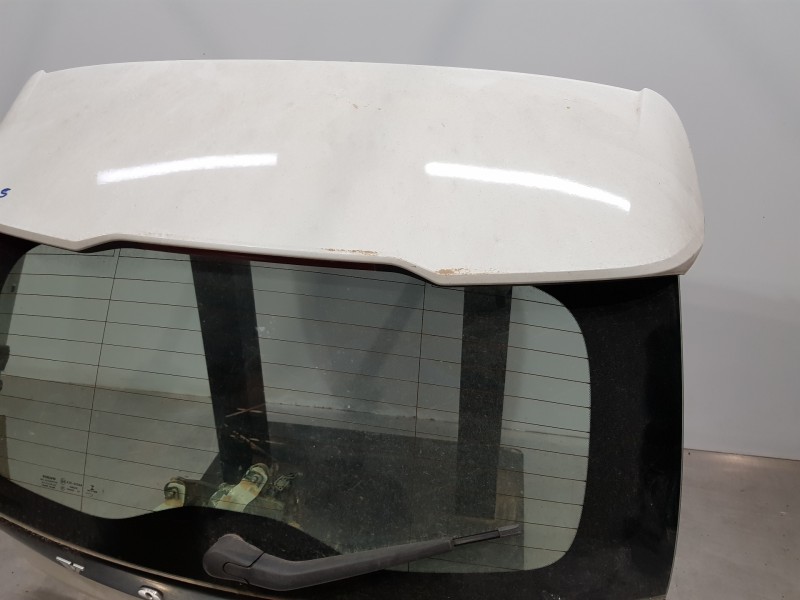 Recambio de porton trasero para volvo v40 momentum referencia OEM IAM   