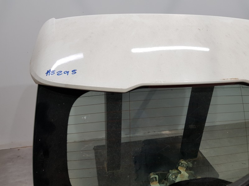 Recambio de porton trasero para volvo v40 momentum referencia OEM IAM   