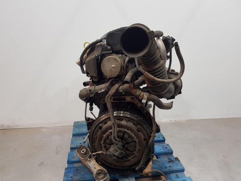 Recambio de motor completo para renault scenic ii adventure referencia OEM IAM K9K P7  