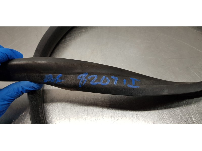 Recambio de gomas contorno puerta para dacia lodgy ambiance referencia OEM IAM 769236807R  