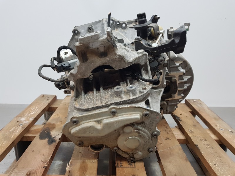 Recambio de caja cambios para peugeot expert combi bluehdi referencia OEM IAM 20MB46  