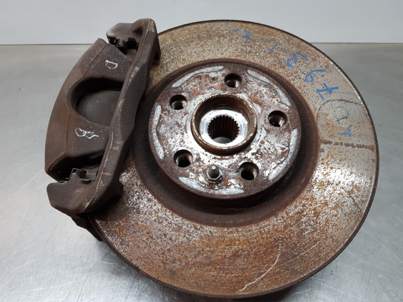 Recambio de mangueta delantera izquierda para citroën jumpy furgón referencia OEM IAM 364681 330764 