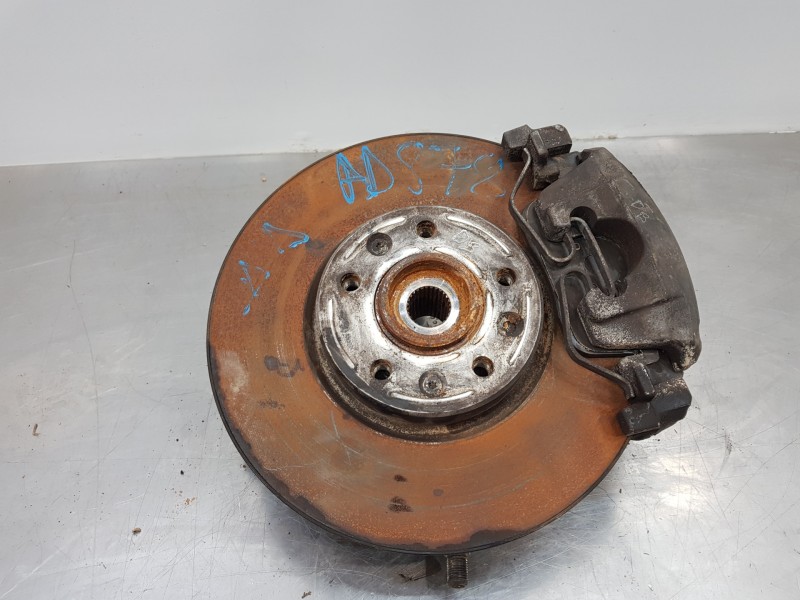 Recambio de mangueta delantera derecha para peugeot expert combi bluehdi referencia OEM IAM 1617969380 330780 