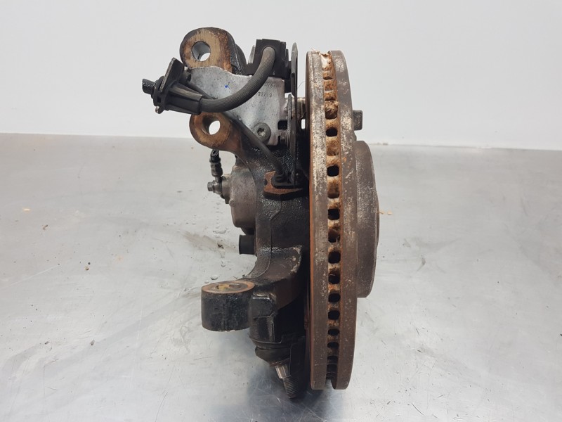 Recambio de mangueta delantera derecha para peugeot expert combi bluehdi referencia OEM IAM 1617969380 330780 