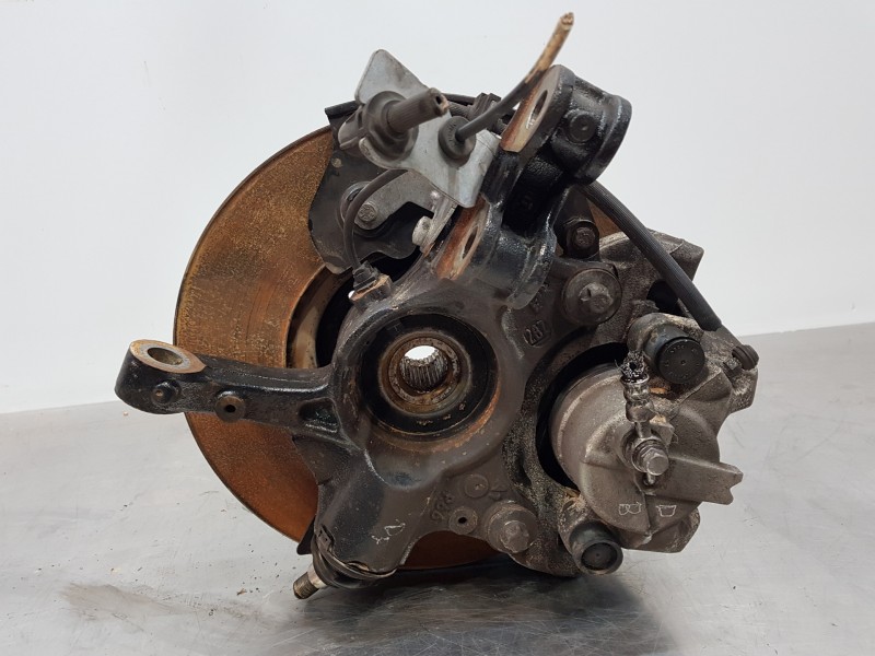 Recambio de mangueta delantera izquierda para peugeot expert combi bluehdi referencia OEM IAM 1617968980 330780 