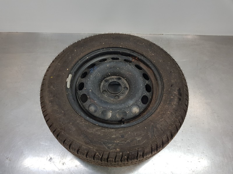 Recambio de neumatico repuesto para peugeot expert combi bluehdi referencia OEM IAM 1677095180 98519218ZY 