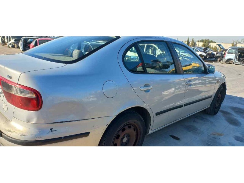 seat toledo (1m2) del año 1999