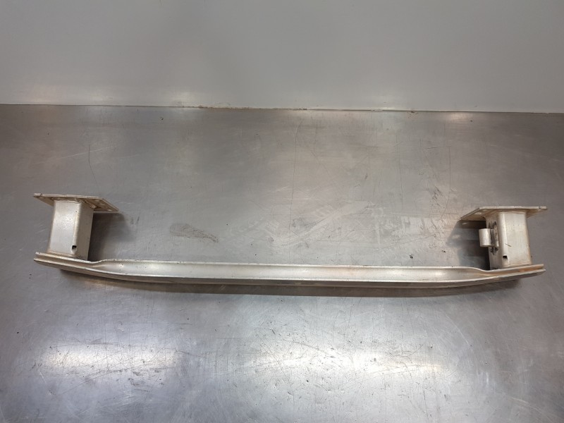 Recambio de refuerzo paragolpes trasero para peugeot expert combi bluehdi referencia OEM IAM 9811393180  