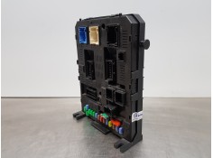 Recambio de caja reles / fusibles para peugeot partner kombi active referencia OEM IAM 9666895680 281197595  2