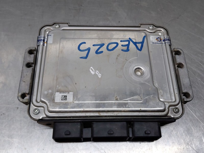 Recambio de centralita motor uce para citroën berlingo standard referencia OEM IAM   