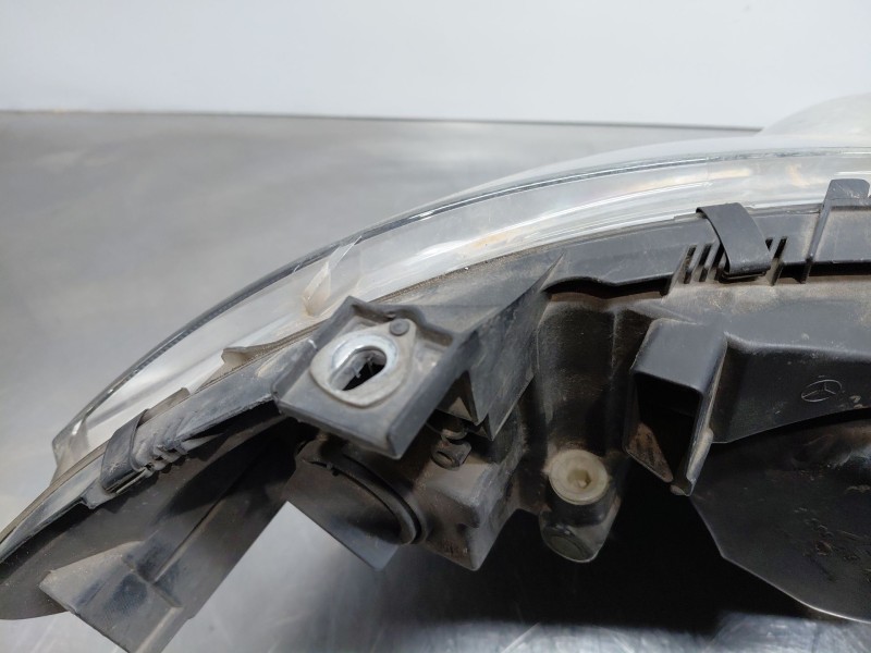 Recambio de faro izquierdo para mercedes-benz clase a (w169) elegance referencia OEM IAM   