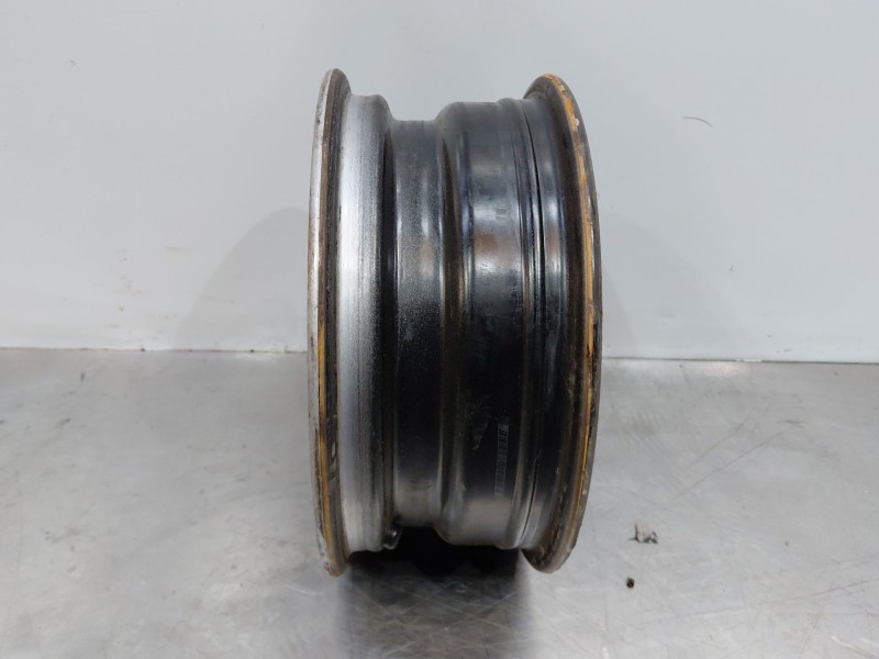 Recambio de llanta para renault kangoo combi referencia OEM IAM   