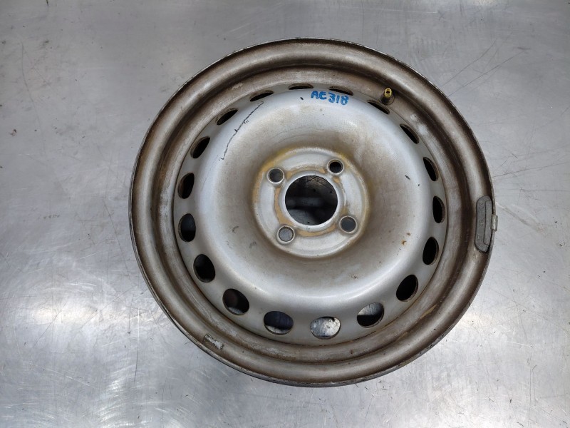 Recambio de llanta para renault kangoo combi referencia OEM IAM   