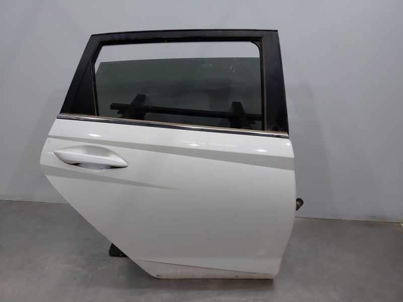 Recambio de puerta trasera derecha para hyundai i20 iii active referencia OEM IAM   