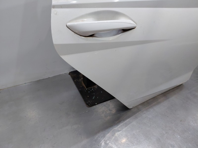 Recambio de puerta trasera derecha para hyundai i20 iii active referencia OEM IAM   