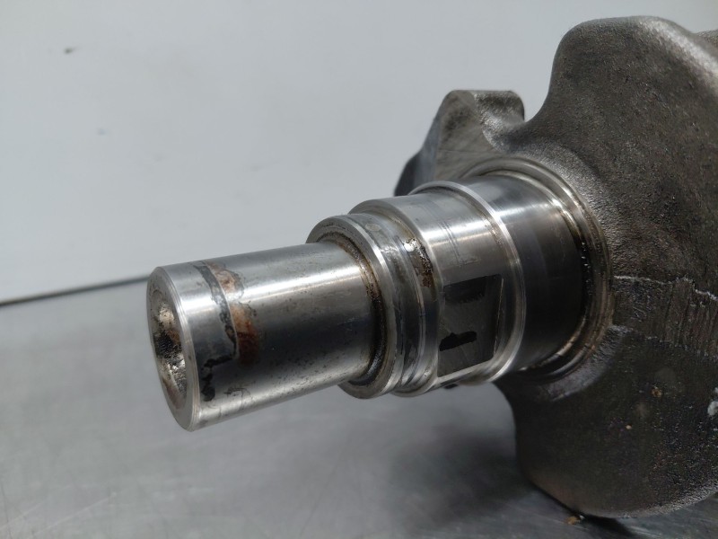 Recambio de cigueñal para volvo v40 momentum referencia OEM IAM   