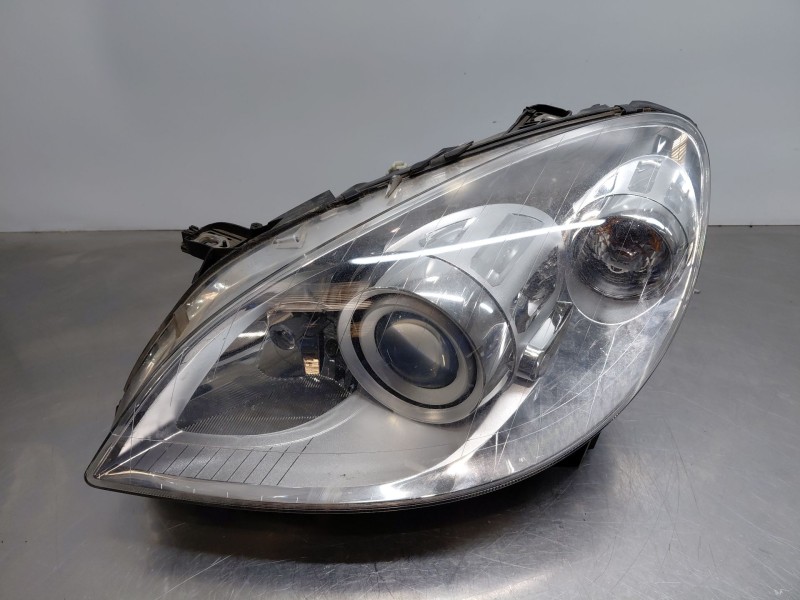Recambio de faro izquierdo para mercedes-benz clase b (w245) standard referencia OEM IAM A1698208361  