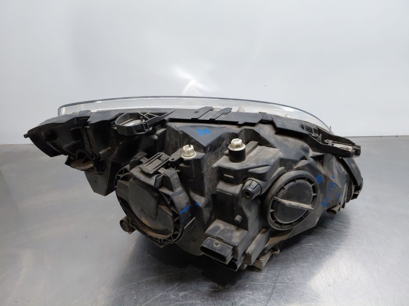 Recambio de faro izquierdo para mercedes-benz clase b (w245) standard referencia OEM IAM A1698208361  