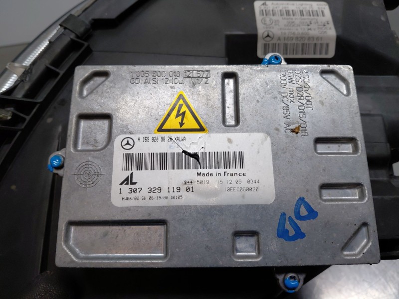 Recambio de faro izquierdo para mercedes-benz clase b (w245) standard referencia OEM IAM A1698208361  