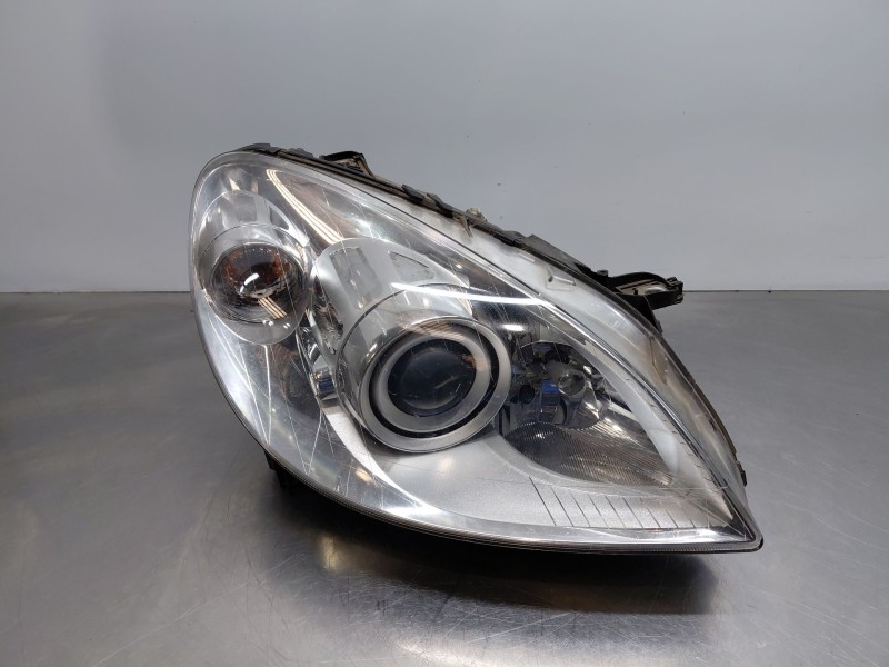 Recambio de faro derecho para mercedes-benz clase b (w245) standard referencia OEM IAM a1698208461  