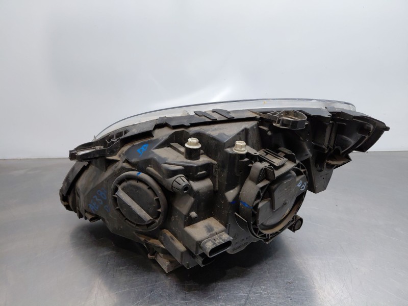 Recambio de faro derecho para mercedes-benz clase b (w245) standard referencia OEM IAM a1698208461  