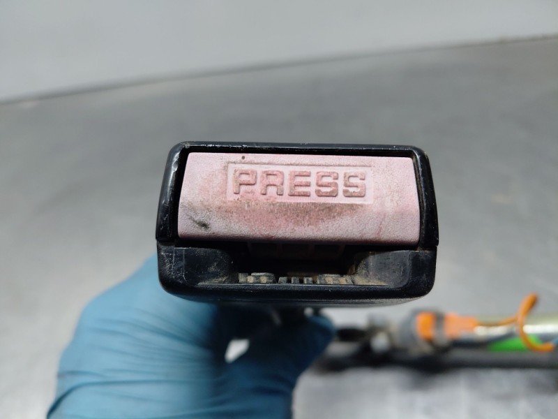 Recambio de pretensor airbag derecho para citroën berlingo standard referencia OEM IAM 8974VA  