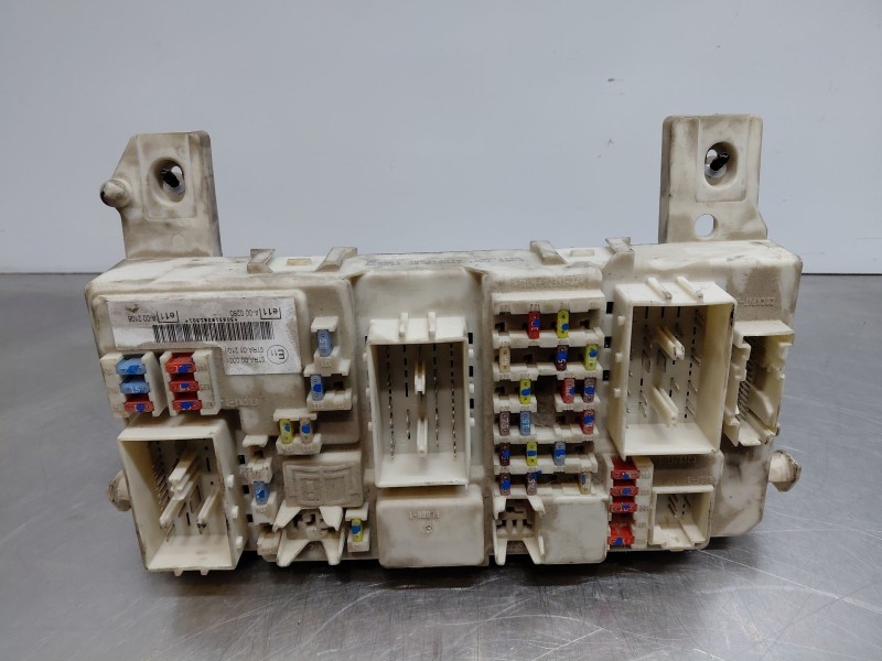 Recambio de caja reles / fusibles para ford focus berlina (cap) trend referencia OEM IAM 7M5T14A073BC  