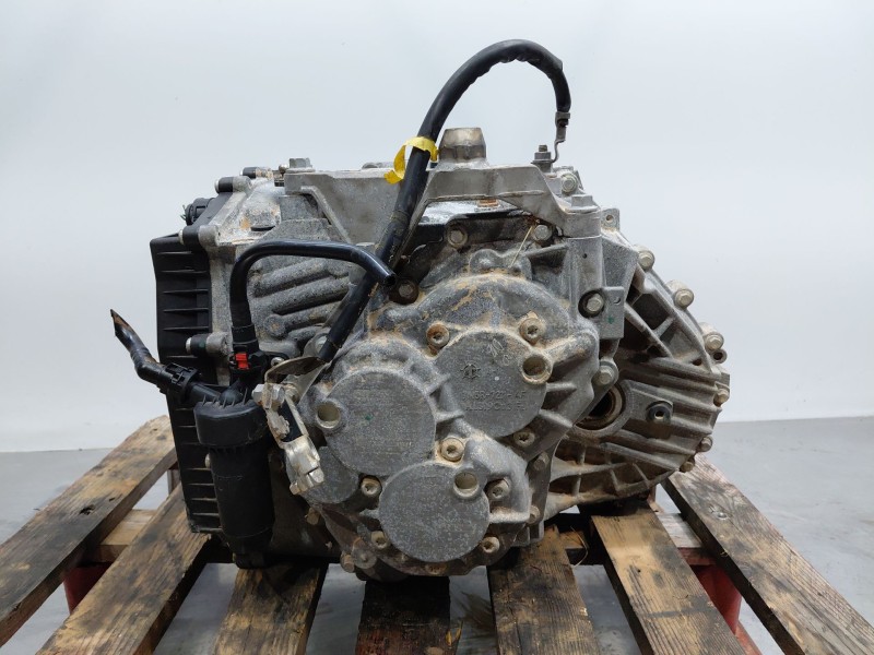 Recambio de caja cambios para volvo v40 momentum referencia OEM IAM DG9R7000AA  