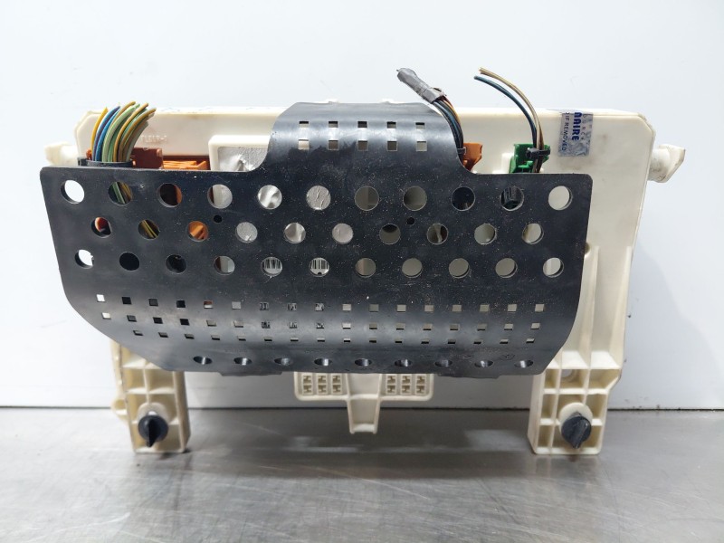 Recambio de caja reles / fusibles para ford focus berlina (cap) trend referencia OEM IAM   