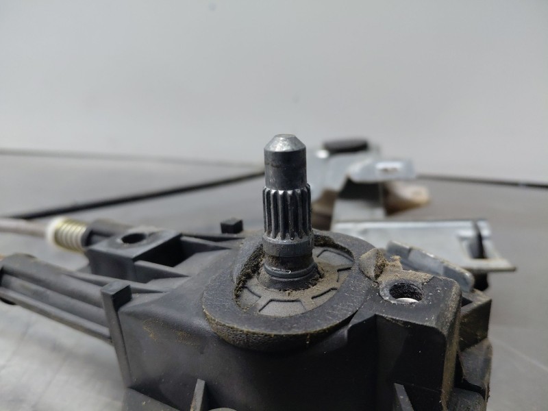 Recambio de elevalunas delantero izquierdo para citroën berlingo standard referencia OEM IAM 9221A4  