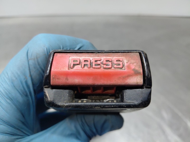 Recambio de pretensor airbag izquierdo para citroën berlingo standard referencia OEM IAM 8974QQ  