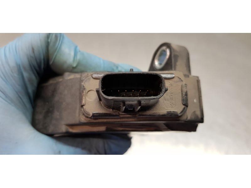 Recambio de pedal acelerador para toyota yaris hybrid active referencia OEM IAM 781100D110  