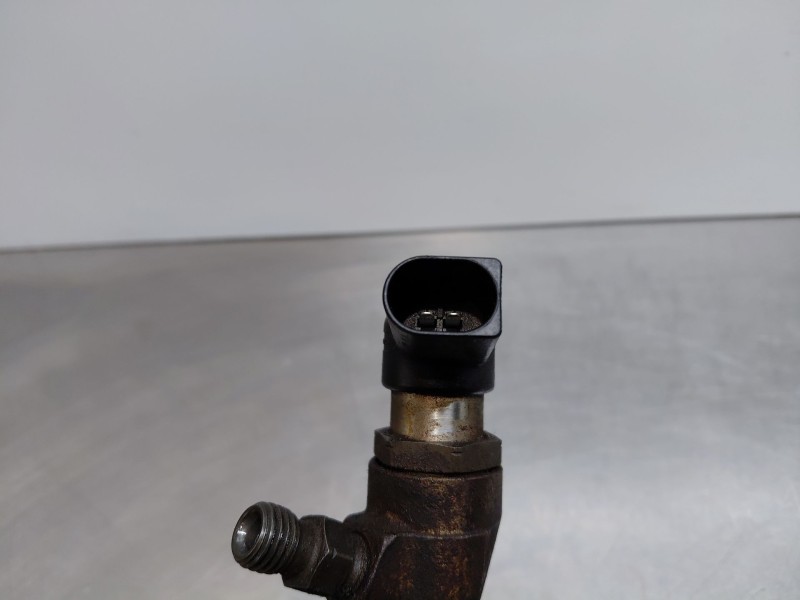 Recambio de inyector para ford focus berlina (cap) trend referencia OEM IAM   