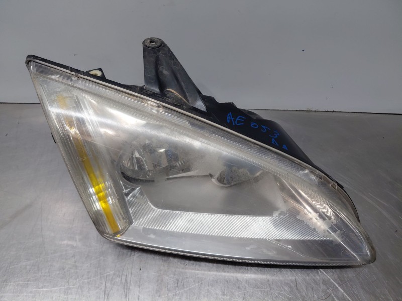 Recambio de faro derecho para ford focus berlina (cap) trend referencia OEM IAM 4M5113K060AA  