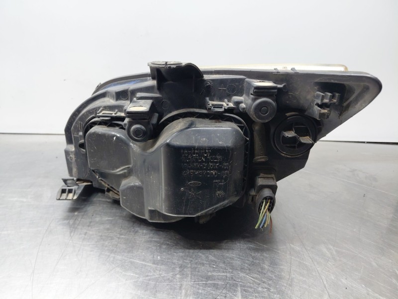 Recambio de faro derecho para ford focus berlina (cap) trend referencia OEM IAM 4M5113K060AA  