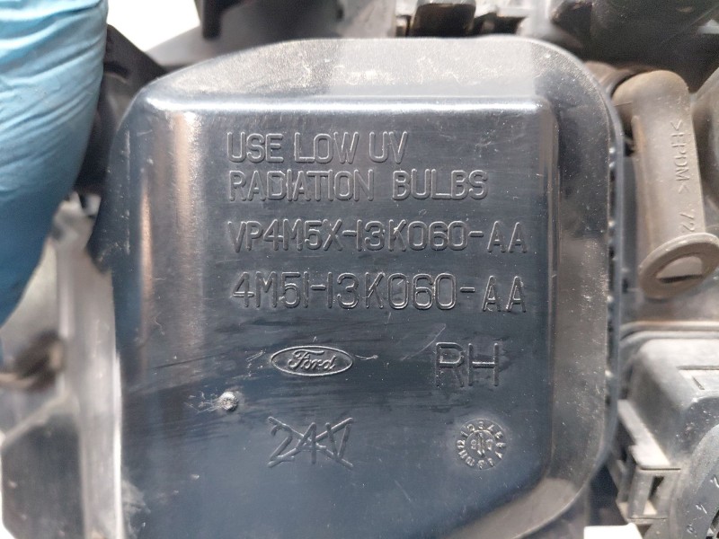Recambio de faro derecho para ford focus berlina (cap) trend referencia OEM IAM 4M5113K060AA  