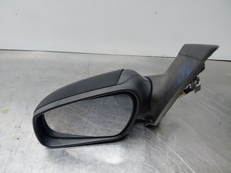 Recambio de retrovisor izquierdo para ford focus berlina (cap) trend referencia OEM IAM 1500619 4M5117683JA 