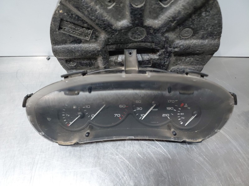 Recambio de cuadro instrumentos para citroën berlingo standard referencia OEM IAM 9662745180 6105V7 