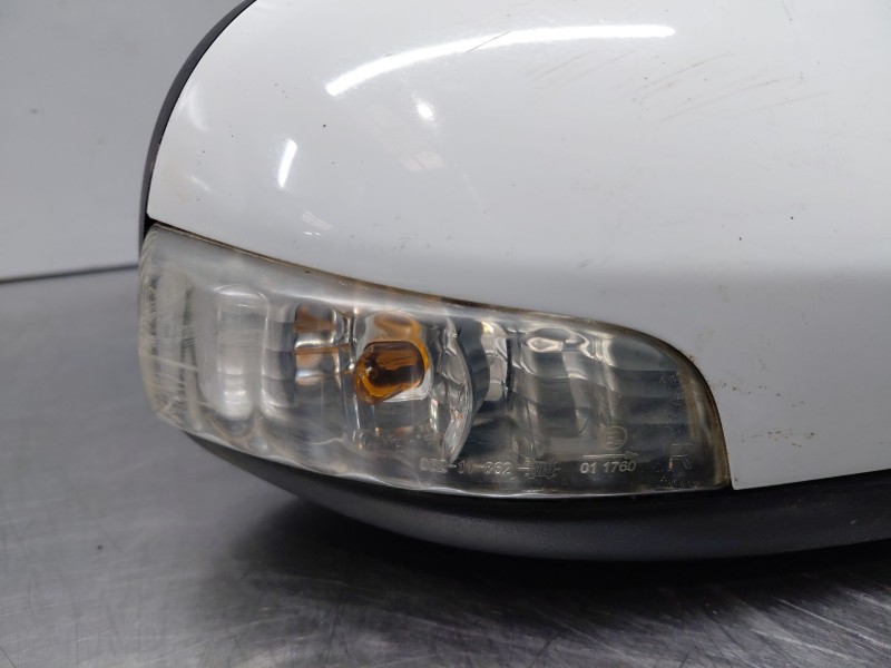 Recambio de retrovisor derecho para volvo v40 momentum referencia OEM IAM 31299640  