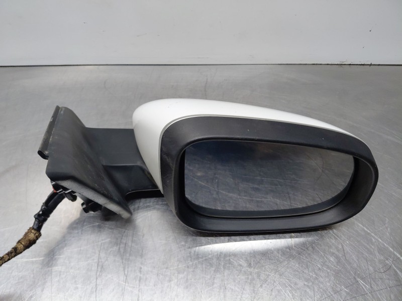 Recambio de retrovisor derecho para volvo v40 momentum referencia OEM IAM 31299640  