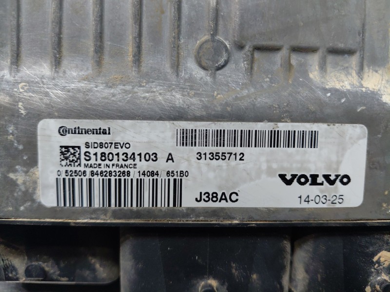 Recambio de centralita motor uce para volvo v40 momentum referencia OEM IAM 31355712 S180134103A 