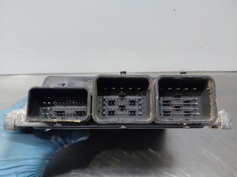 Recambio de centralita motor uce para volvo v40 momentum referencia OEM IAM 31355712 S180134103A 