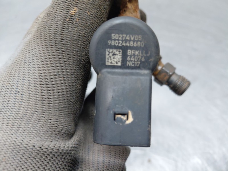 Recambio de inyector para volvo v40 momentum referencia OEM IAM   