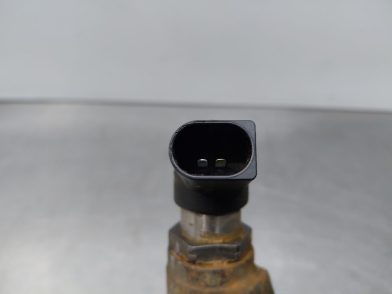 Recambio de inyector para volvo v40 momentum referencia OEM IAM   