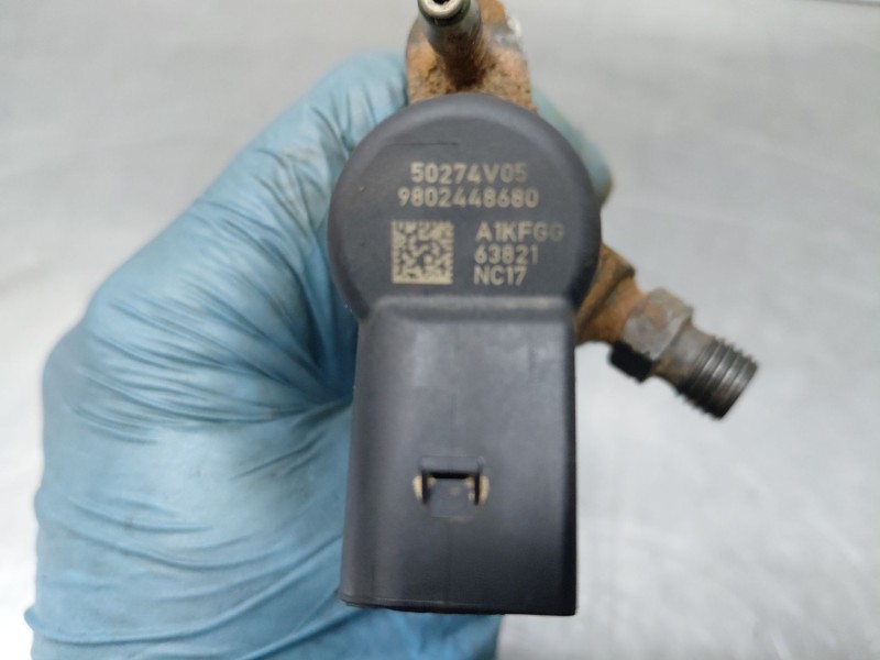 Recambio de inyector para volvo v40 momentum referencia OEM IAM   