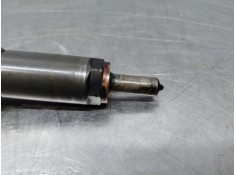 Recambio de inyector para volvo v40 momentum referencia OEM IAM    2