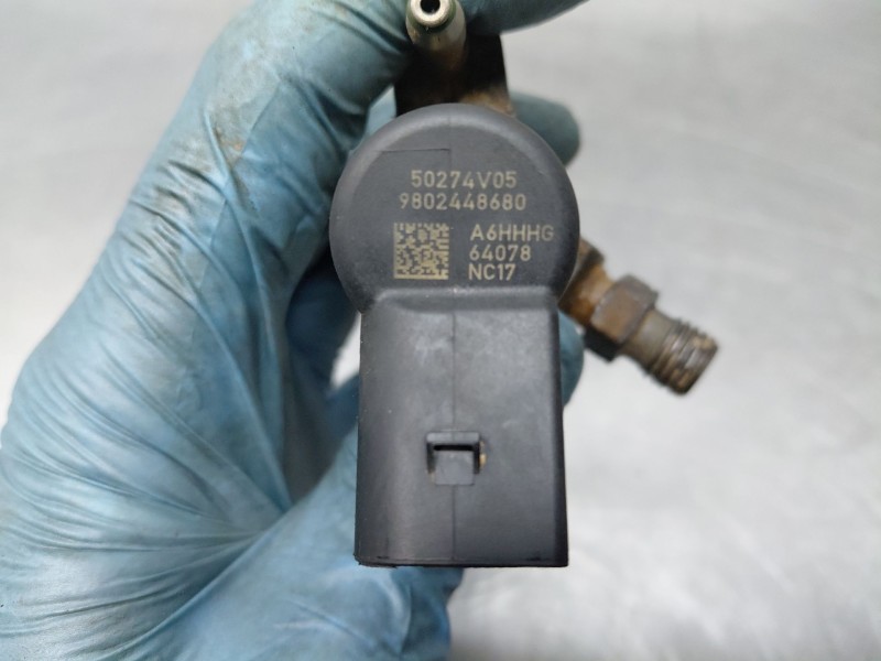 Recambio de inyector para volvo v40 momentum referencia OEM IAM   