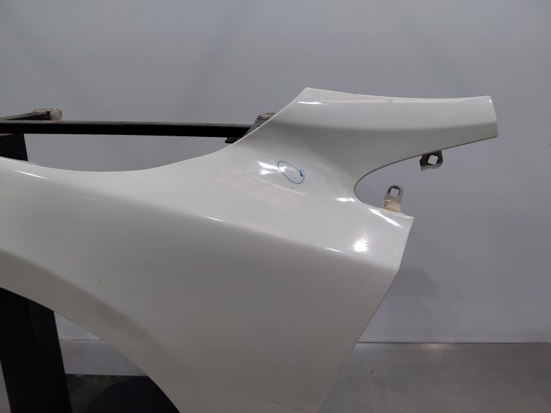 Recambio de aleta delantera izquierda para volvo v40 momentum referencia OEM IAM   